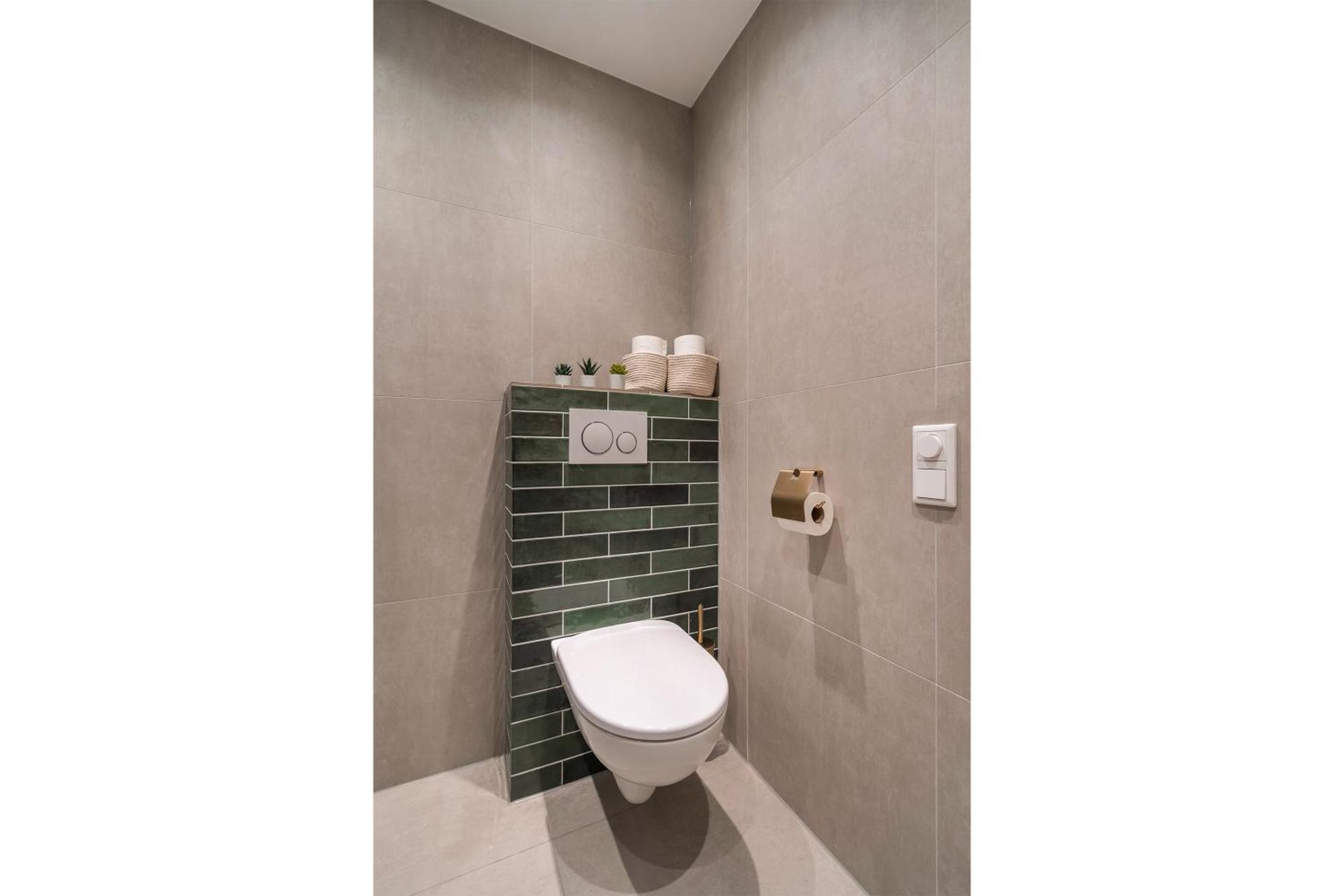 Апартаменты Luxury Fully Equipped Studio - Centrally Located Хюйцен Экстерьер фото