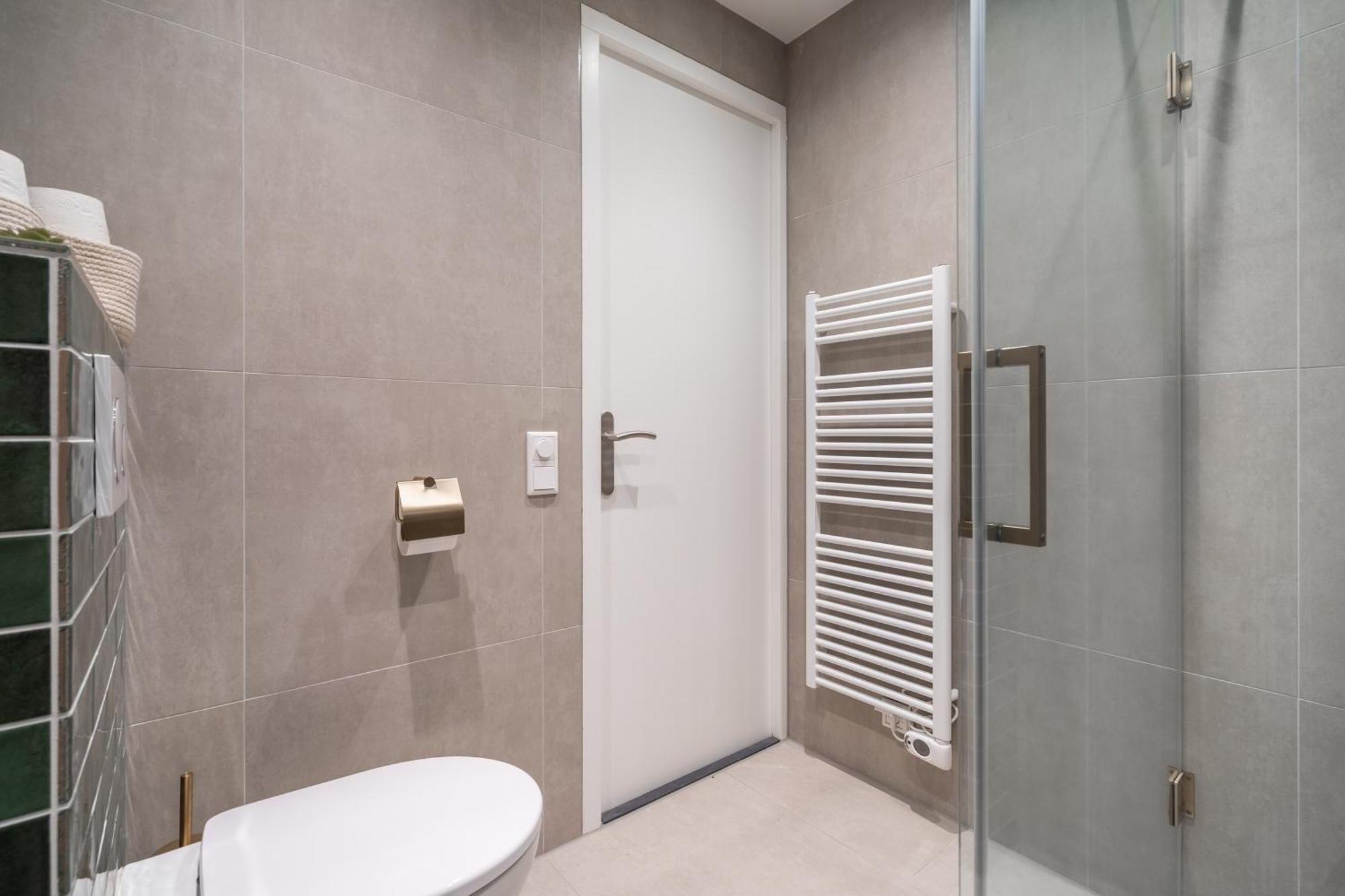 Апартаменты Luxury Fully Equipped Studio - Centrally Located Хюйцен Экстерьер фото