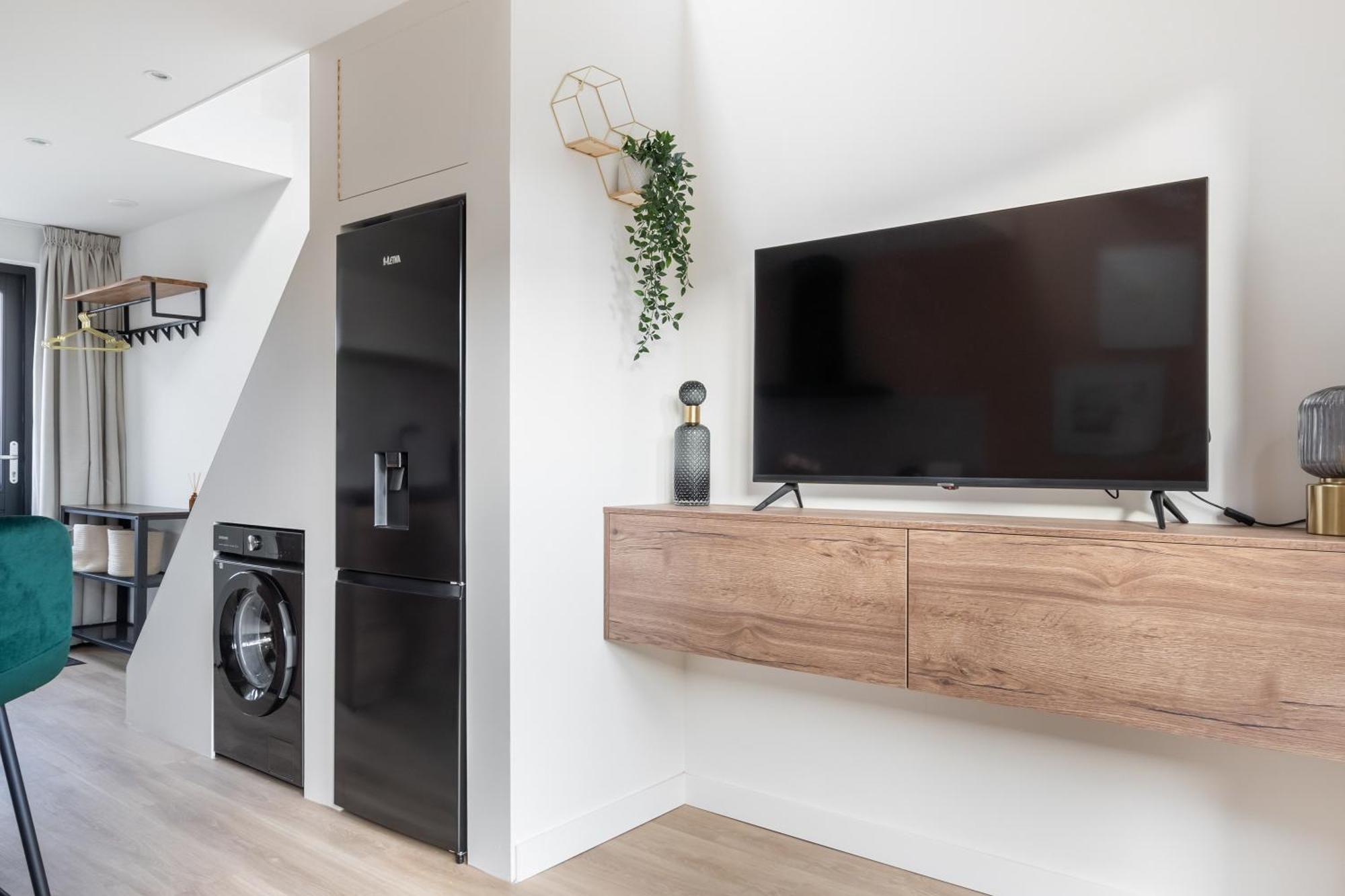 Апартаменты Luxury Fully Equipped Studio - Centrally Located Хюйцен Экстерьер фото